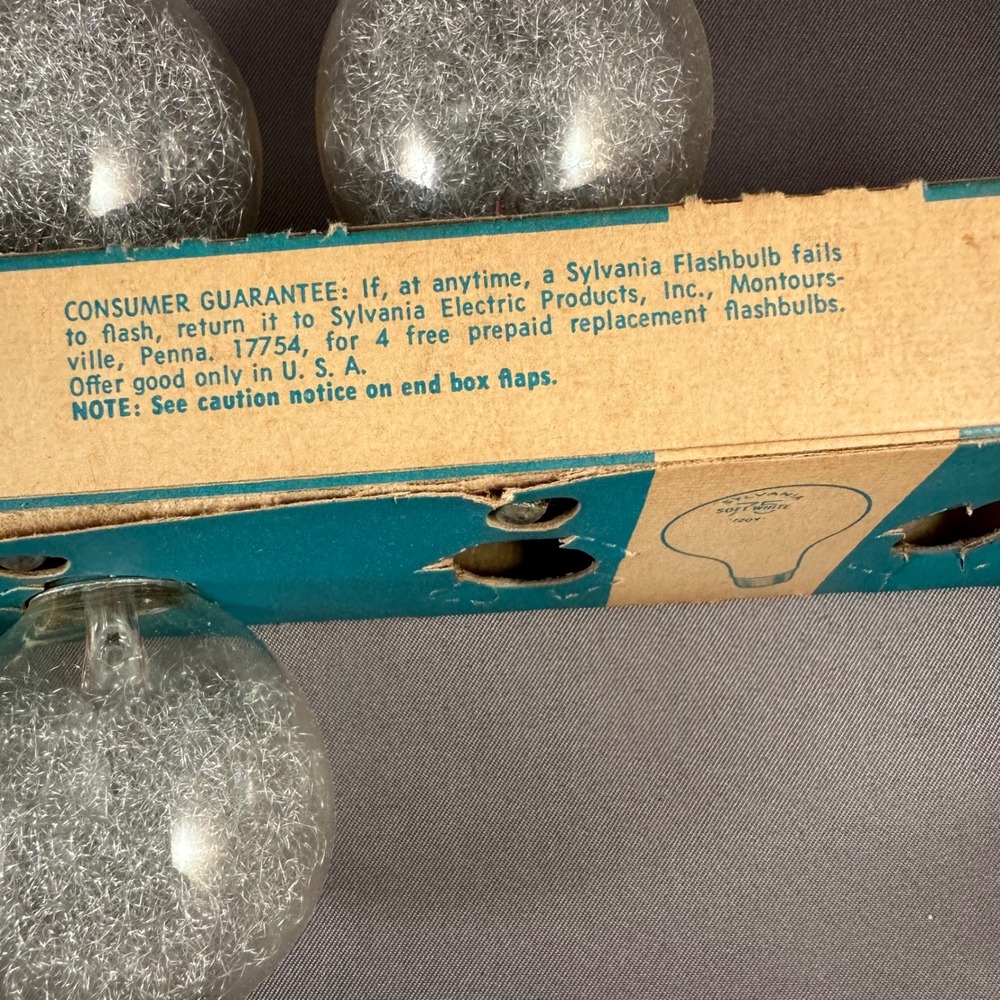Sylvania Blue Dot Flashbulbs Press 25 Type 25 Clear 8 Count Vintage Photography - Picture 7 of 7